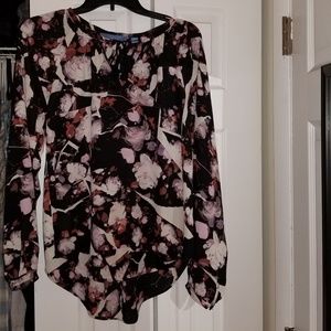 Vera Wang long-sleeved blouse